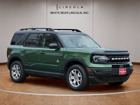 Used 2023 Ford Bronco Sport Outer Banks w/ Tech Package image 3