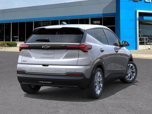 New 2027 Chevrolet Bolt LT w/ Comfort Package FWD image 4