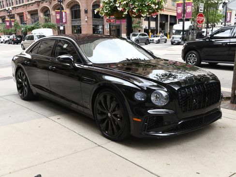 New 2026 Bentley Flying Spur Plug-In Hybrid image 3