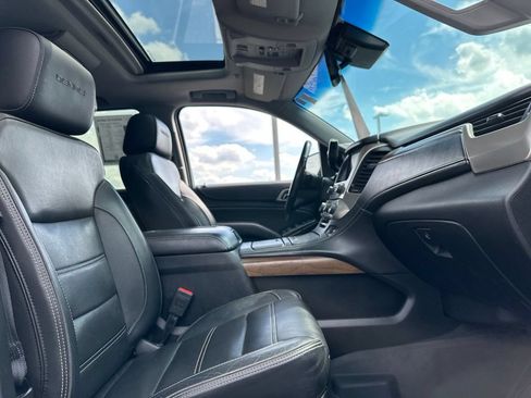 Used 2019 GMC Yukon XL Denali w/ Denali Ultimate Package AWD/4WD image 27