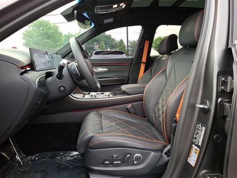 Certified 2026 Genesis GV70 3.5T Sport Prestige AWD/4WD image 14