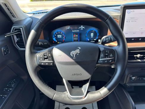 Used 2025 Ford Bronco Sport Outer Banks w/ Outer Banks Tech Package+ AWD/4WD image 11