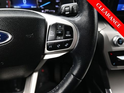 Used 2022 Ford Explorer XLT w/ Equipment Group 202A image 27