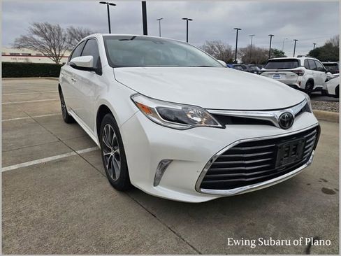 Used 2018 Toyota Avalon XLE Premium image 1