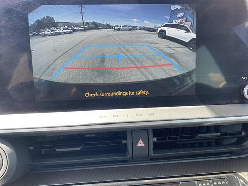 Used 2023 Toyota Prius Limited AWD/4WD image 20