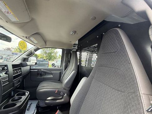 Used 2025 GMC Savana 2500 w/ Driver Convenience Package RWD image 22