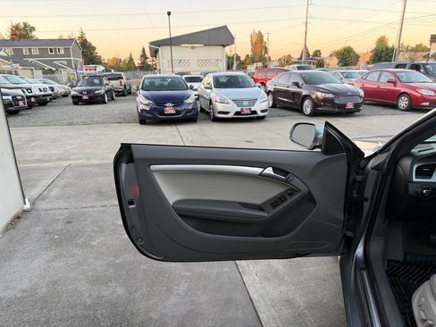 Used 2011 Audi A5 2.0T Premium Plus image 9