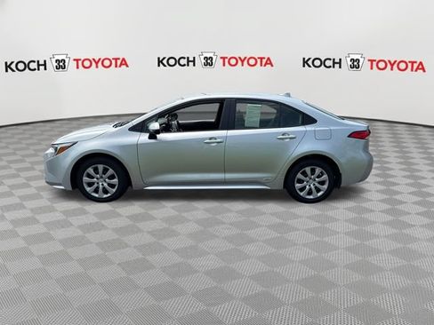 Certified 2023 Toyota Corolla LE AWD/4WD image 4