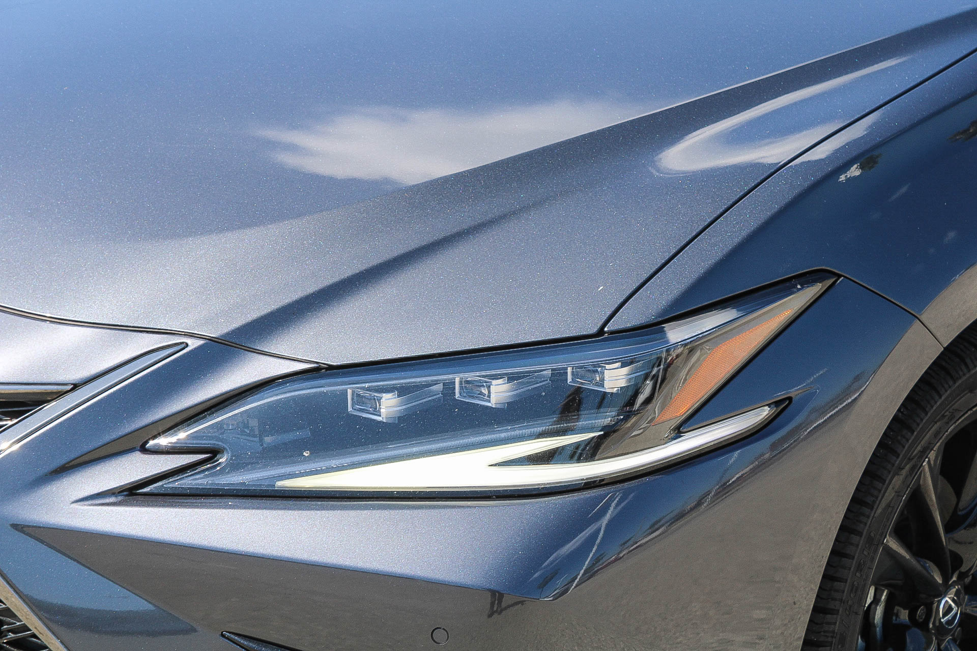 Used 2022 Lexus ES 350 F Sport w/ Accessory Package 2 FWD image 5