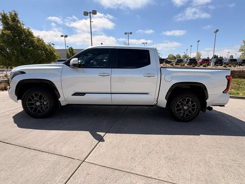 Used 2024 Toyota Tundra Platinum AWD/4WD image 5