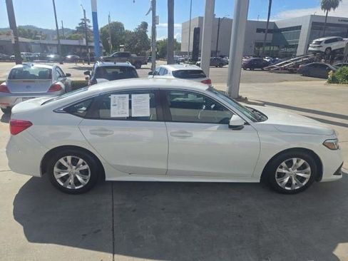 Used 2023 Honda Civic LX image 1