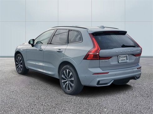 Certified 2025 Volvo XC60 B5 Plus image 6