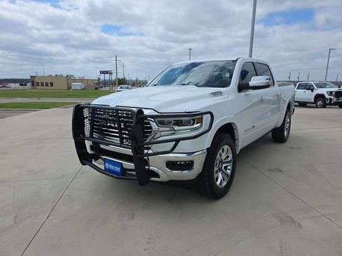 Used 2022 RAM 1500 Limited image 3