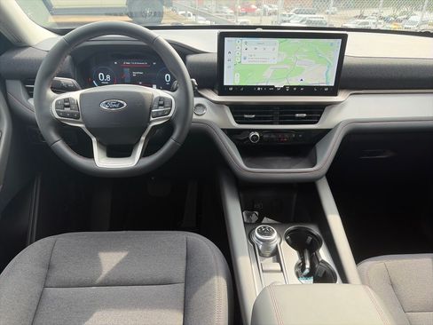 New 2026 Ford Explorer Active AWD/4WD image 6