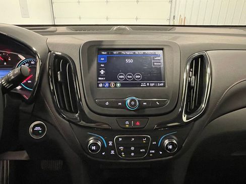 Used 2023 Chevrolet Equinox RS image 33