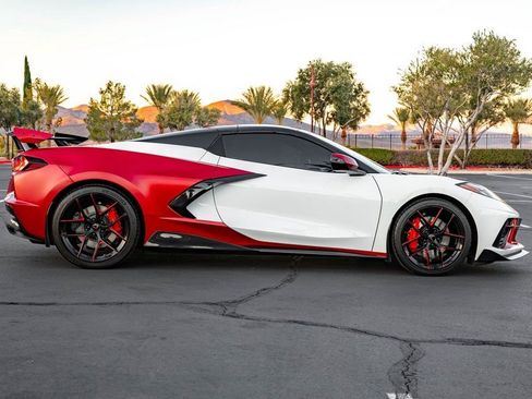 Used 2023 Chevrolet Corvette Stingray Premium Conv w/ Z51 Performance Package image 3