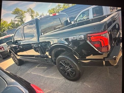 Used 2025 Ford F150 Platinum w/ Equipment Group 702A High AWD/4WD image 16