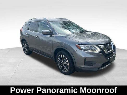 Used 2019 Nissan Rogue SV w/ Sun & Sound Touring Package AWD/4WD image 8