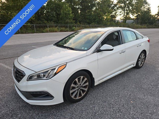 Used 2017 Hyundai Sonata Limited w/ Ultimate Package 04 FWD image 7