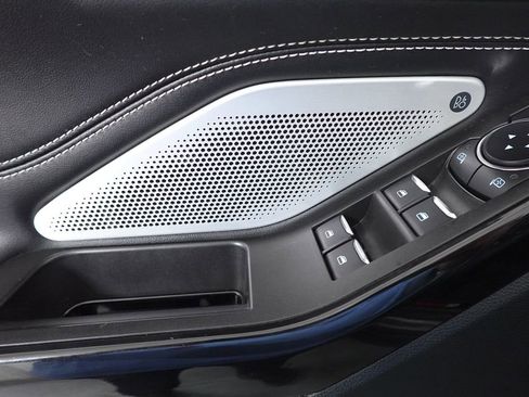 Used 2024 Ford Explorer ST w/ Technology Package image 11