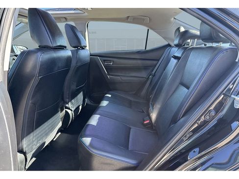 Used 2018 Toyota Corolla XSE image 16