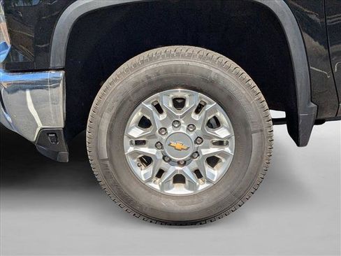 Used 2025 Chevrolet Silverado 2500 LT w/ All Star Edition image 21