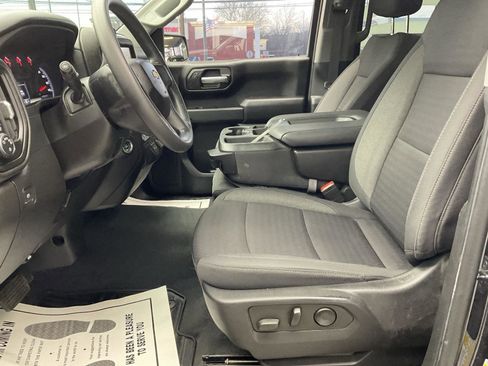 Used 2022 Chevrolet Silverado 1500 Custom image 9