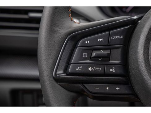 New 2025 Subaru Crosstrek 2.5i Limited w/ Crosstrek Mirror Package image 26