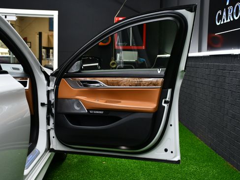 Used 2018 BMW ALPINA B7 xDrive image 52