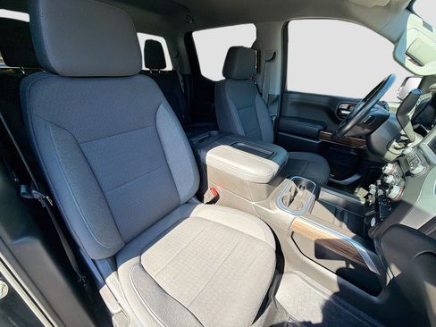 Used 2021 Chevrolet Silverado 1500 RST image 14