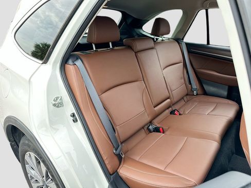 Used 2018 Subaru Outback 2.5i Touring w/ Popular Package #3 image 28