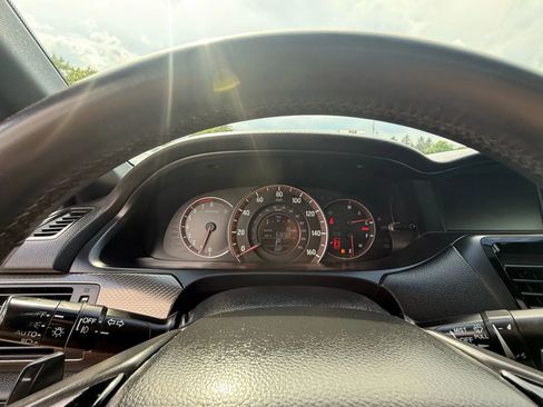 Used 2017 Honda Accord EX-L image 14