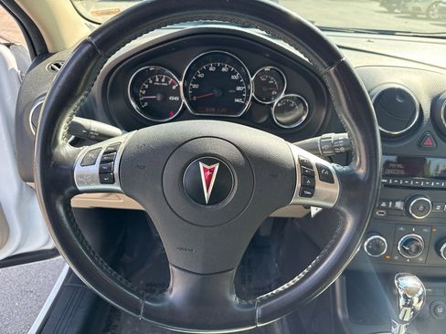 Used 2010 Pontiac G6 Sedan FWD image 14