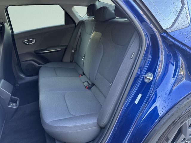 Used 2025 Kia K4 FWD image 19