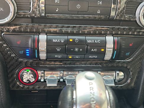 Used 2017 Ford Mustang Premium w/ Equipment Group 201A RWD image 15