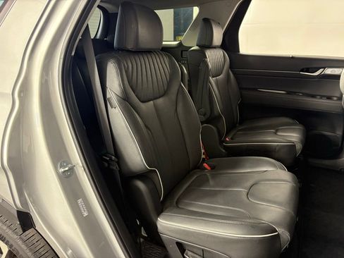 Used 2024 Hyundai Palisade Limited FWD image 15