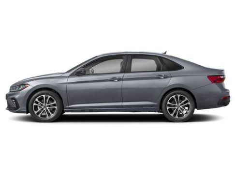 Used 2025 Volkswagen Jetta Sport image 3