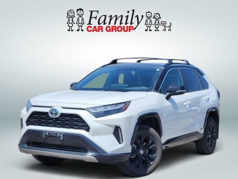 Certified 2025 Toyota RAV4 XSE w/ Advanced Technology Package AWD/4WD image 1