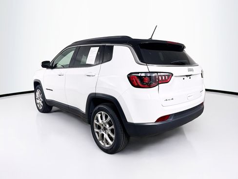 Used 2025 Jeep Compass Limited AWD/4WD image 28
