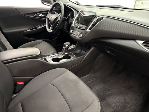 Certified 2024 Chevrolet Malibu RS w/ LPO, Floor Liner Package FWD image 27