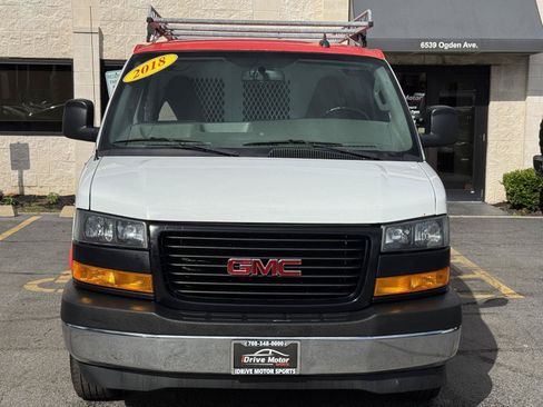 Used 2018 GMC Savana 3500 w/ Driver Convenience Package RWD image 17