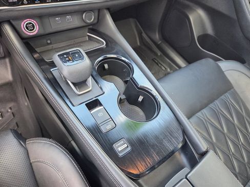 Used 2021 Nissan Rogue Platinum FWD image 26