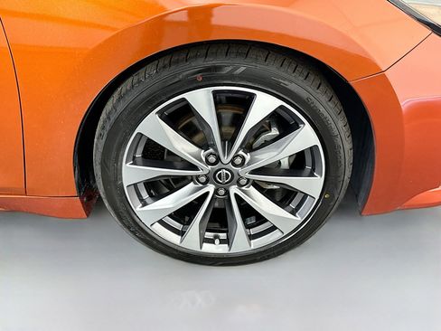 Used 2021 Nissan Maxima Platinum w/ Sport Mat Group image 32