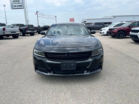 Used 2023 Dodge Charger SXT RWD image 2