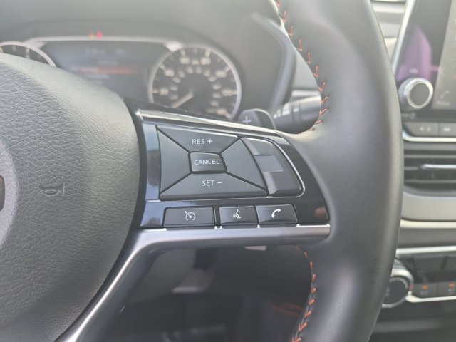 Used 2025 Nissan Altima 2.5 SR FWD image 21