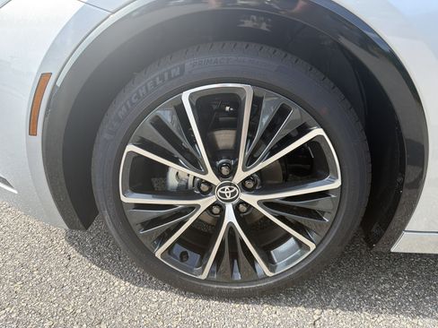 New 2026 Toyota Prius XLE FWD image 11