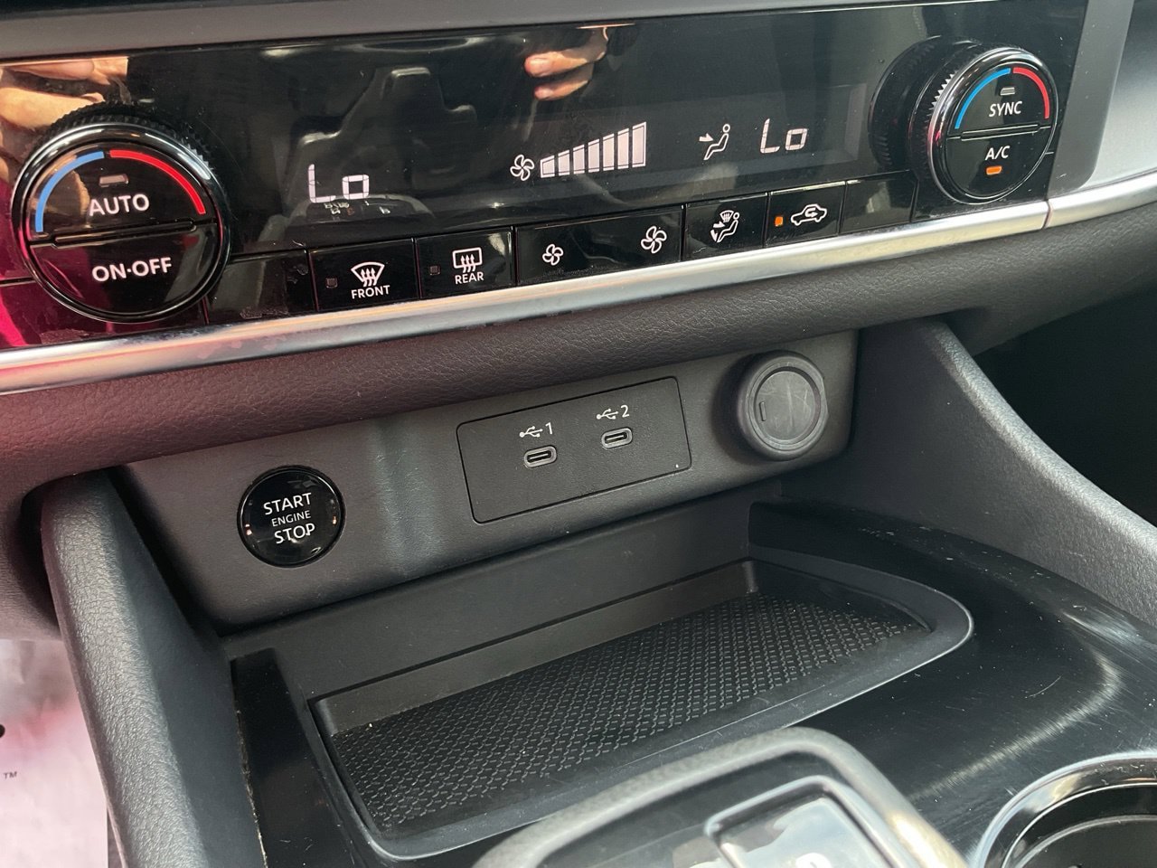 Used 2025 Nissan Rogue SV FWD image 26