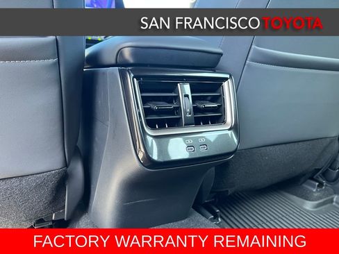 Certified 2025 Toyota Crown Signia Limited image 18