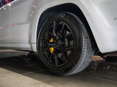 Used 2020 Jeep Grand Cherokee Trackhawk w/ Trailer Tow Group IV AWD/4WD image 18