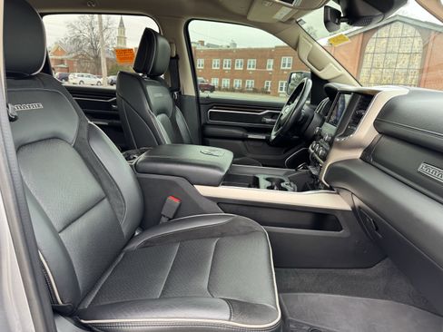 Used 2021 RAM 1500 Laramie image 38